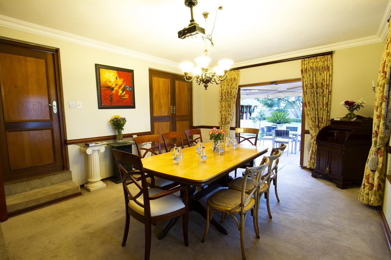 Bellgrove Guest House Sandton โจฮันเนสเบิร์ก ภายนอก รูปภาพ