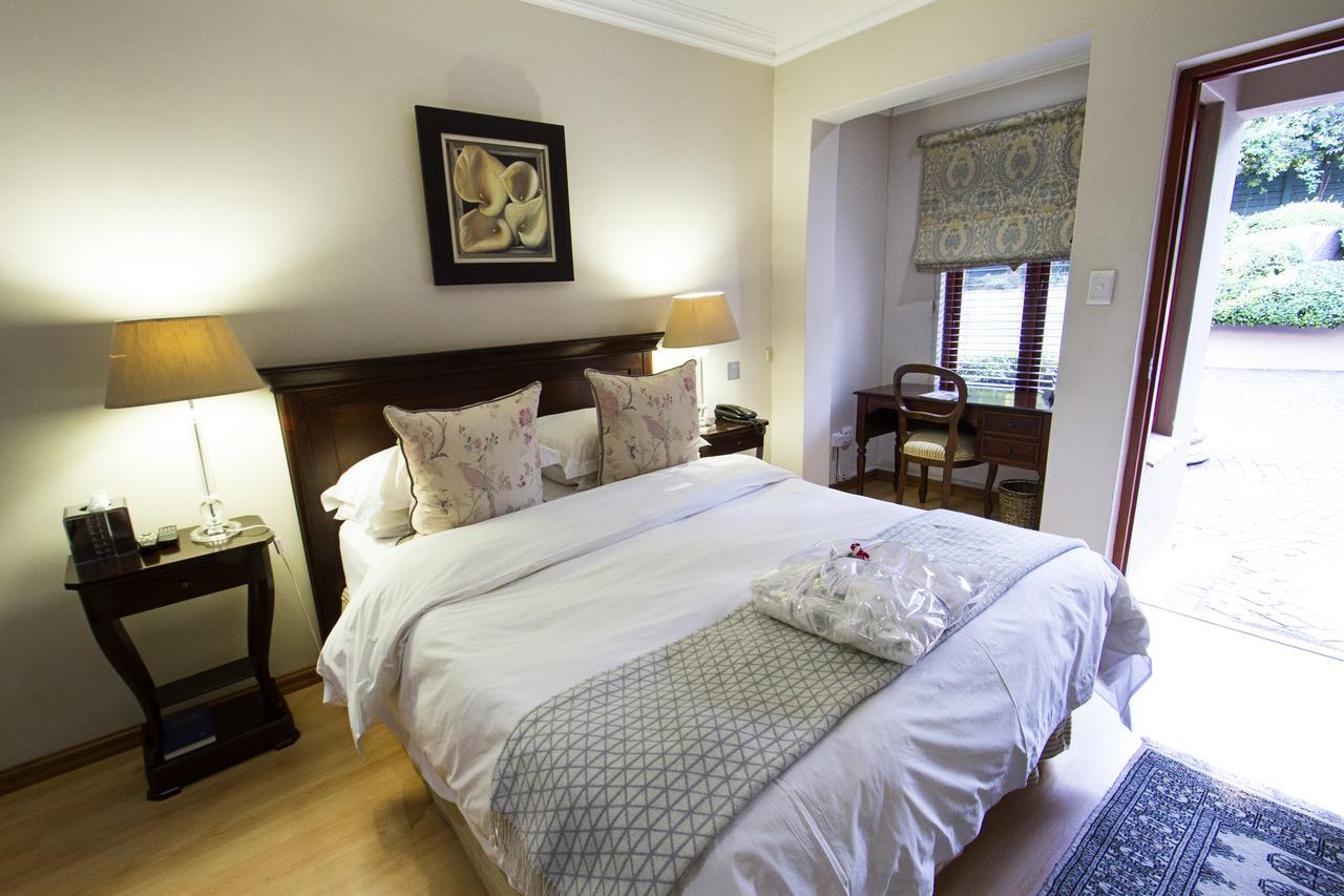 Bellgrove Guest House Sandton โจฮันเนสเบิร์ก ภายนอก รูปภาพ