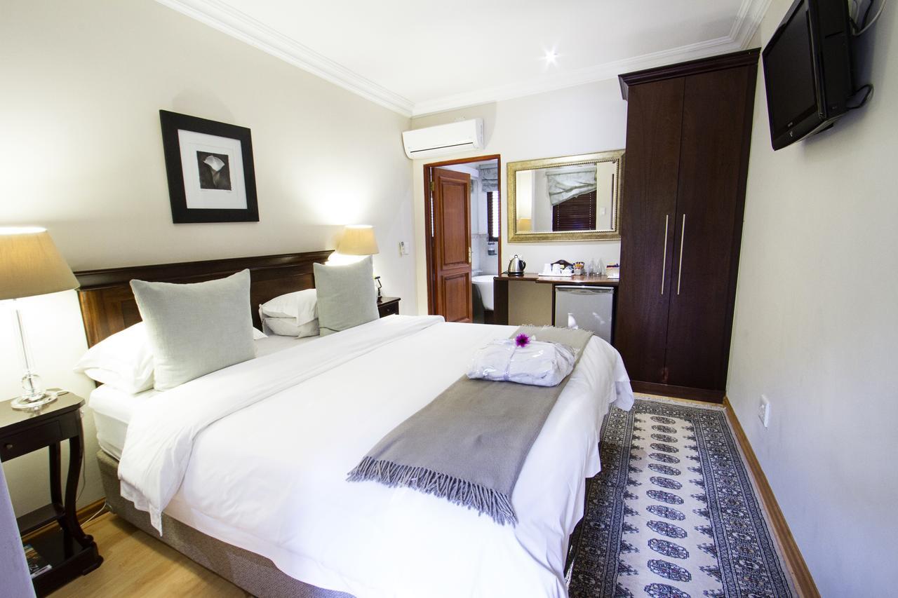 Bellgrove Guest House Sandton โจฮันเนสเบิร์ก ภายนอก รูปภาพ