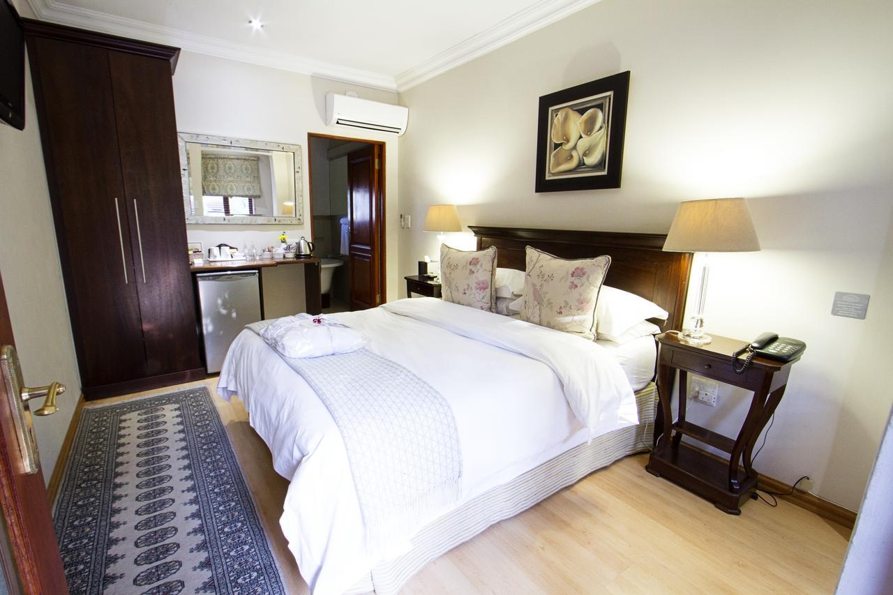 Bellgrove Guest House Sandton โจฮันเนสเบิร์ก ภายนอก รูปภาพ