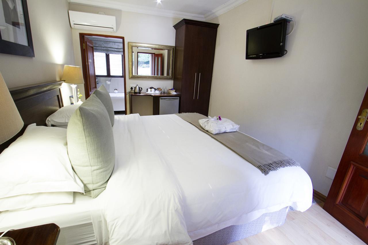 Bellgrove Guest House Sandton โจฮันเนสเบิร์ก ภายนอก รูปภาพ