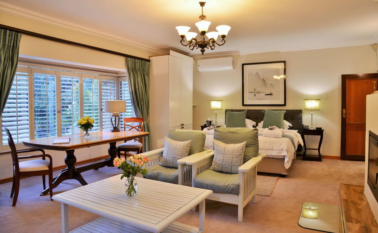Bellgrove Guest House Sandton โจฮันเนสเบิร์ก ภายนอก รูปภาพ